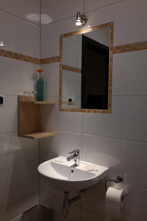 Hotel Pod Chelmem Ropa Exterior foto
